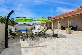 Villa Mandarin