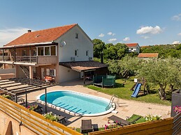 Villa Dandelion