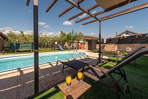 Villa Dandelion