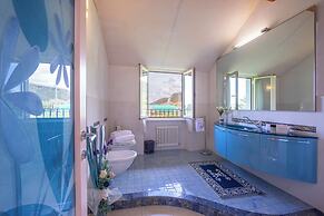 Villa Clara few km from the sea