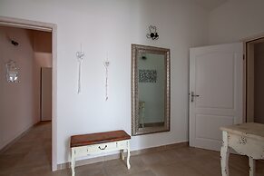 Five bedroom villa Emily with pool