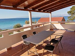 Apartment Near the sea