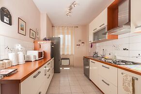 Vera Seaview Apartment