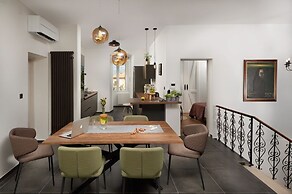 Luxury Sea View Apartment Altana