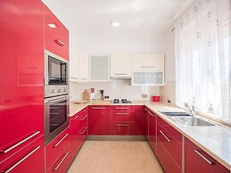 Luxury Villa Maxima