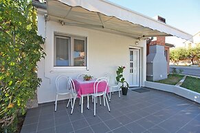 Apartment Silver