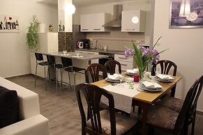 Apartment Silver