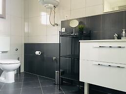 Apartment Silver