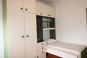 Barbara's 3 Bedroom Apartment