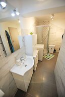 Apartments Jernej