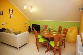 Lux Living Apartment Budic