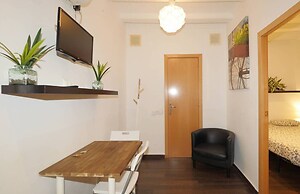 Interior Apt Center 42 El Born