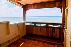 Phinisi Hostel Bira