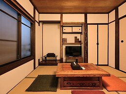 Tsumugi Shichijokagiyacho
