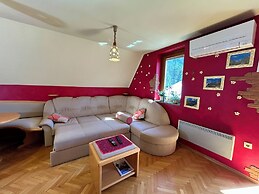 Apartment Crystal Rose