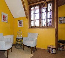 Invernalia Hostal