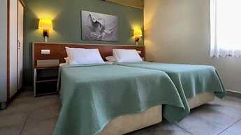 Green Mar Hotel