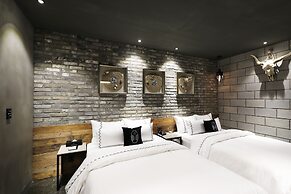 Mari Hotel