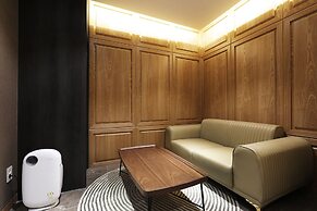 Mari Hotel