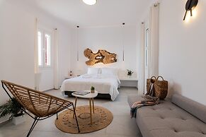 Sunset Paraportiani Rooms
