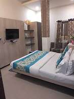 Hotel Maa Ganga Palace