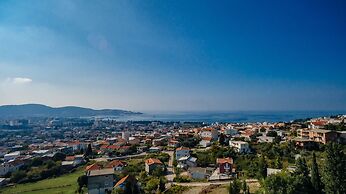 Uphill Glavanovic Villa