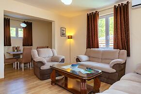 Uphill Glavanovic Villa