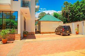 Kilimanjaro White House Hotel