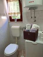 Cozy Dorina Apartment for 2