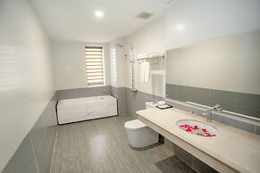 Momali Hotel Ninh Binh
