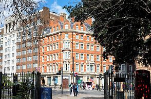 Morton Hotel