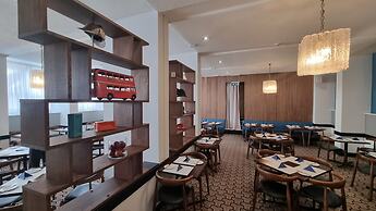 Lancaster Hall Hotel