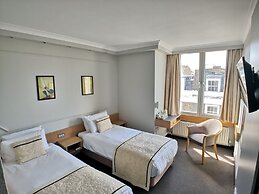 Lancaster Hall Hotel