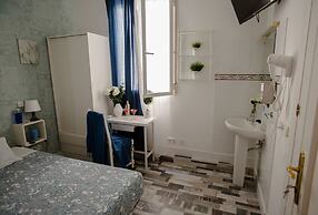 Hostal Adeco