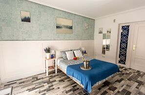 Hostal Adeco