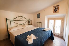 Holidaycasa Macca - Confortevole e con Vista Mare