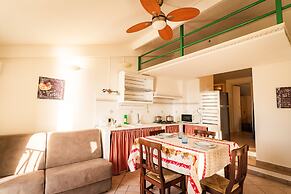 Holidaycasa Macca - Confortevole e con Vista Mare