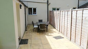 Spacious 3-bedroom House With Superfast Wi-fi