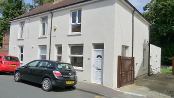 Spacious 3-bedroom House With Superfast Wi-fi