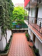 Albina Guest House