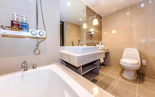 Noblepia Hotel
