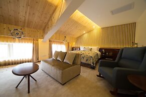 Yun-zen Lotus Hotel