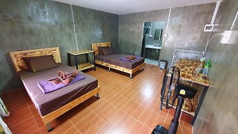 Moonshine Resort Chumphon