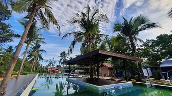 Moonshine Resort Chumphon