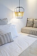 Quartano Luxury Cycladic Residence