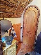 Hobbitland Eco Hotel