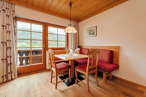 Ferienhof Obergasser & Pension Bergblick