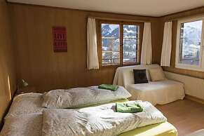 Guesthouse Alive