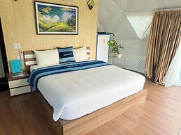 Plum Hillside Lodge