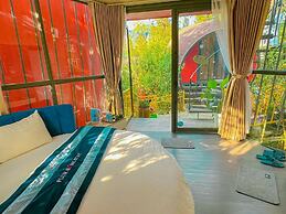 Plum Hillside Lodge